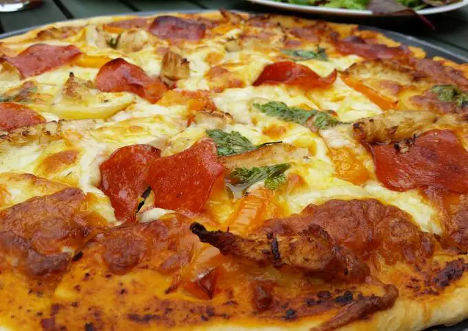 Savory Chicken Pepperoni Pizza Recipe: A Flavorful Fusion of Chicken